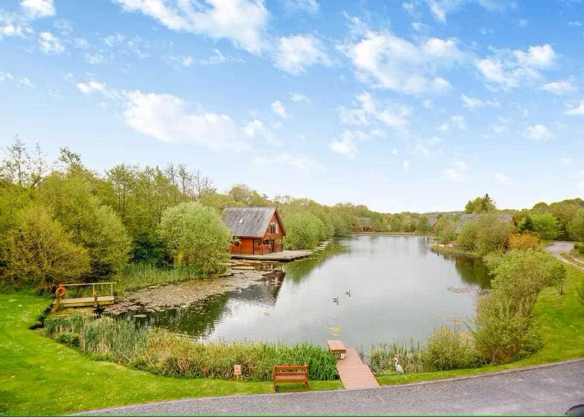 Anglesey Lakeside Lodges, Llandegfan